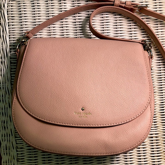 kate spade Handbags - Kate Spade Light Pink Shoulder Bag